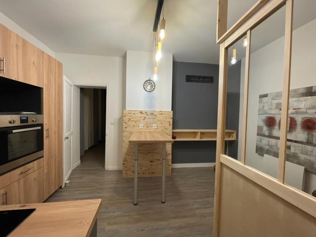 Logement Entier: Appartement Avec Terrasse Quartier De La Gare Amboise Luaran gambar